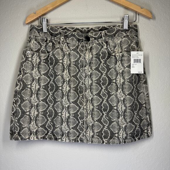 Women's Blank NYC Snake Print Cotton Mini Skirt Size 28 NEW - Picture 1 of 9